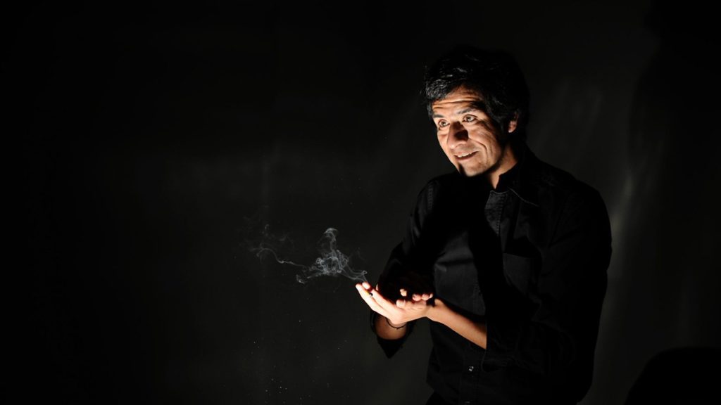 Paco Mufote en el monólogo El Último Cigarrillo, La Nave Teatro, ICBC Tijuana 2018