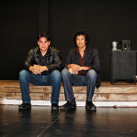 Paco Mufote y Alan Márquez Lobato, fundadores de La Nave Teatro, compañía de teatro independiente en Tijuana.
